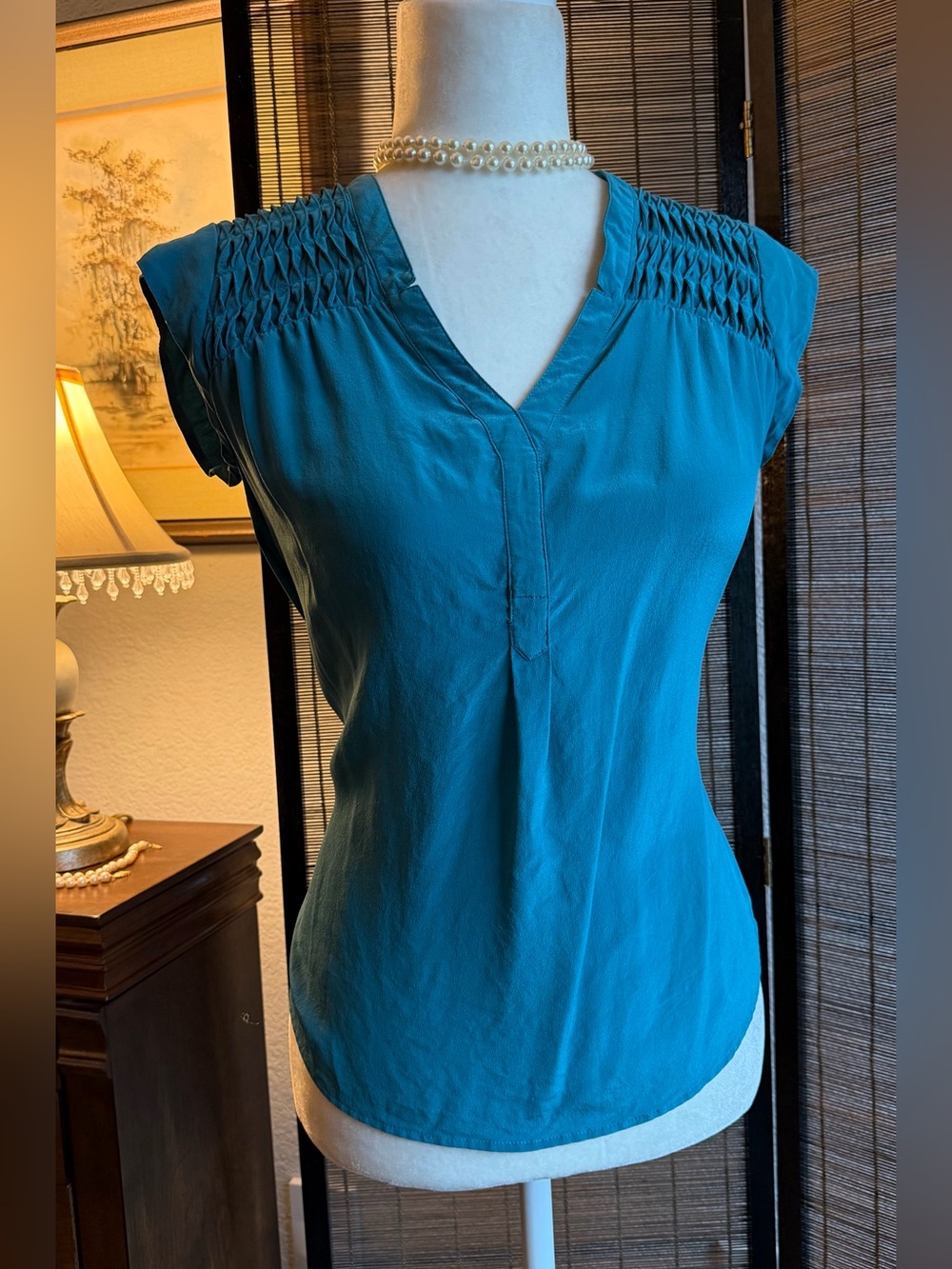 Daniel Rainn 100% Silk Teal Blue Smocked Shoulder V Neck Blouse XS